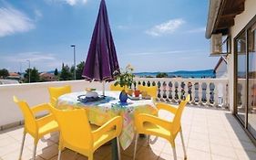 Apartmani Vera